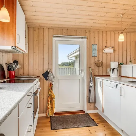 Ferienhaus Fridgerd - 300m From The Sea By Interhome