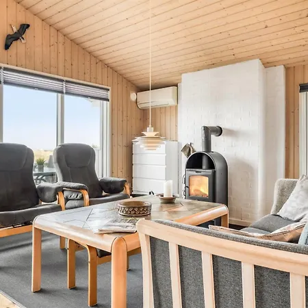 Fridgerd - 300m From The Sea By Interhome